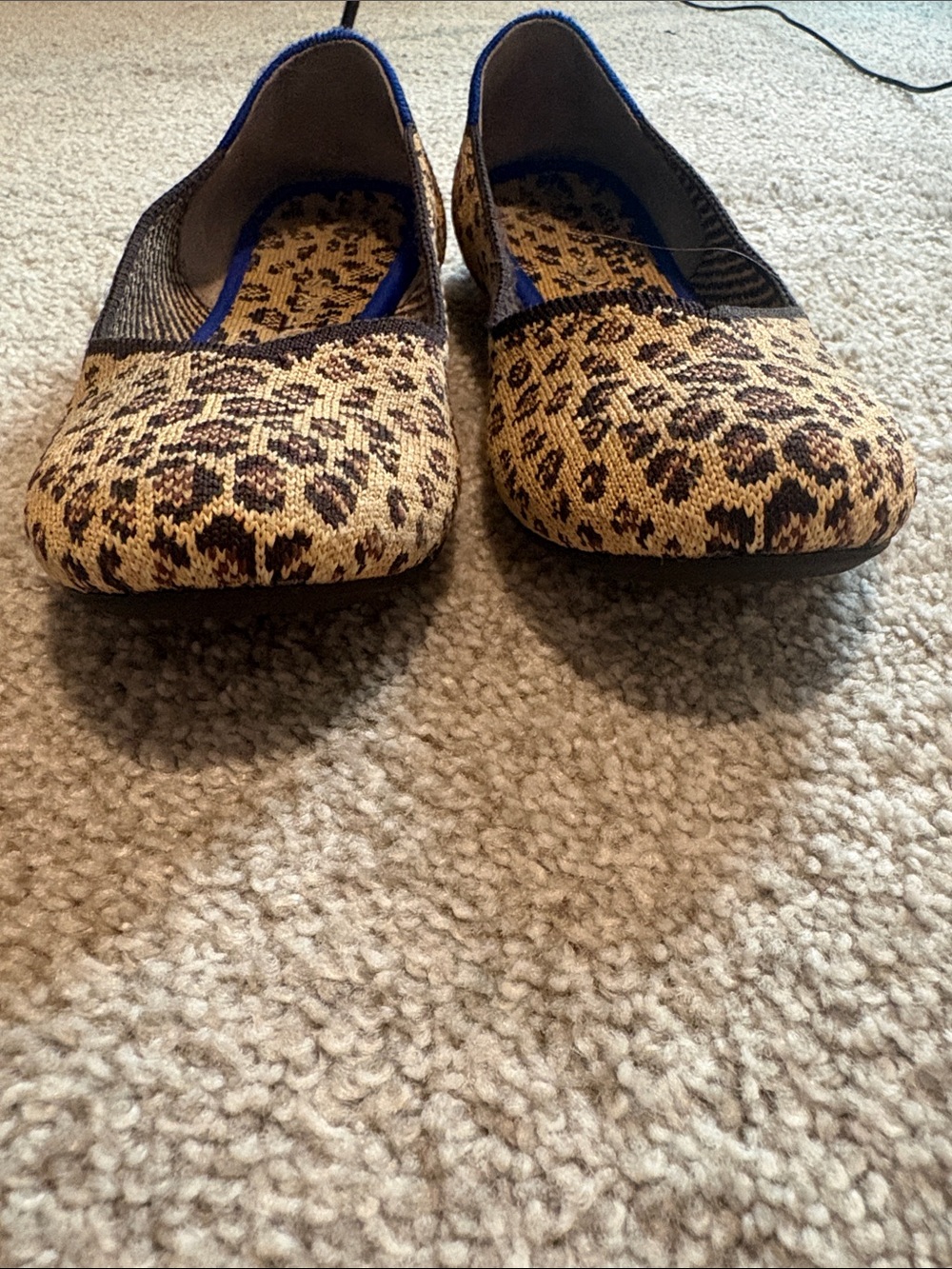 Rothy's Leopard Print Slip-On Flats in Tan and Black 6.5 - Picture 6 of 7